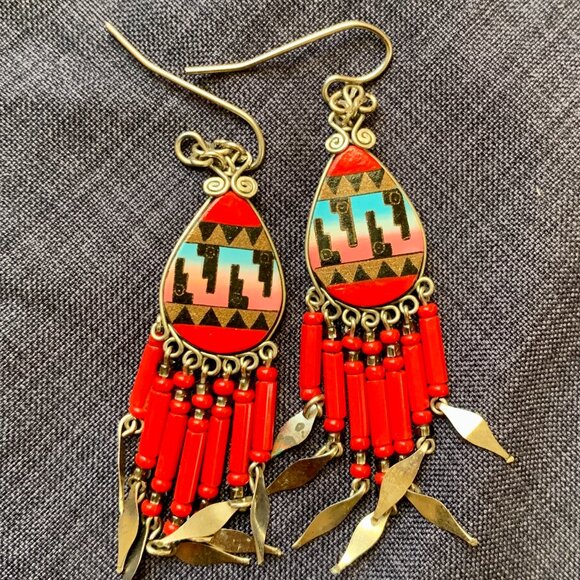 Vintage Native American dangling earrings Boho Festival Urban Outfitters - Picture 1 of 3